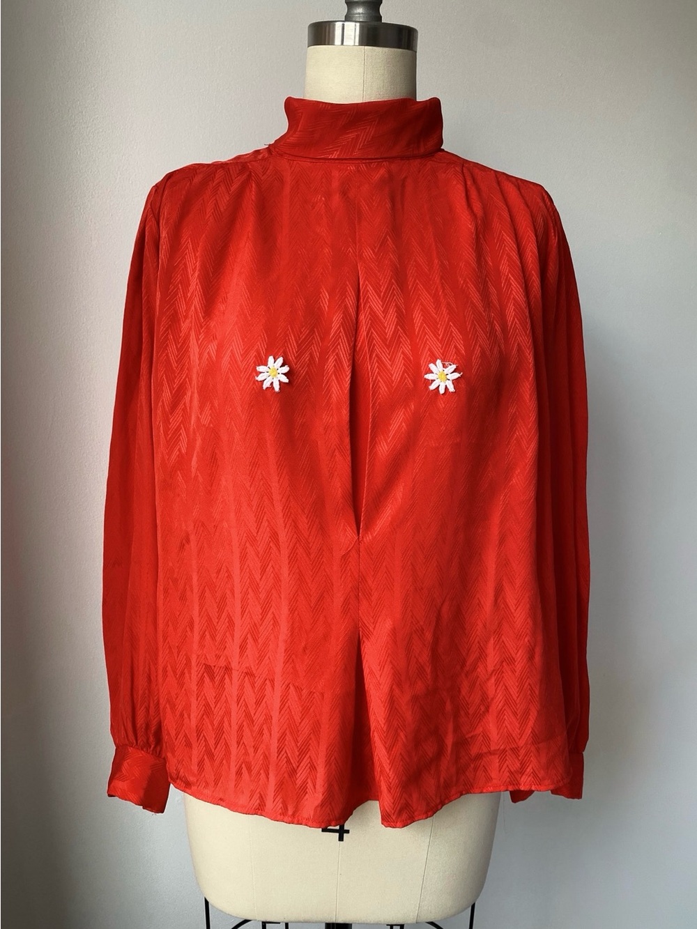 Vintage 80s Red Jacquard Mock Neck Blouse from Goodbye Folk CDMX